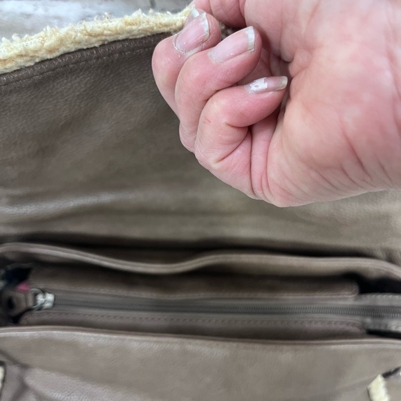 David Jones Paris Satchel Handbag Purse Bag Shearling Edge Tote Handle/s… - Picture 10 of 15